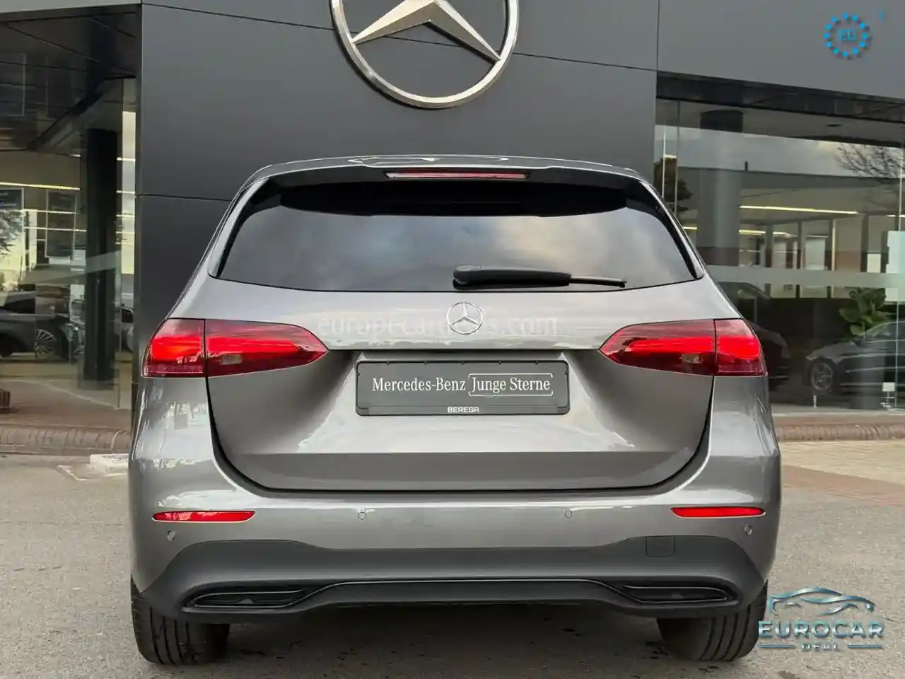 Mercedes-Benz B 200