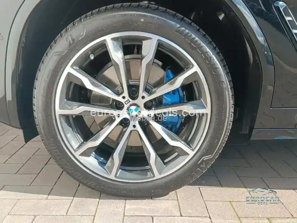 BMW X4 M40