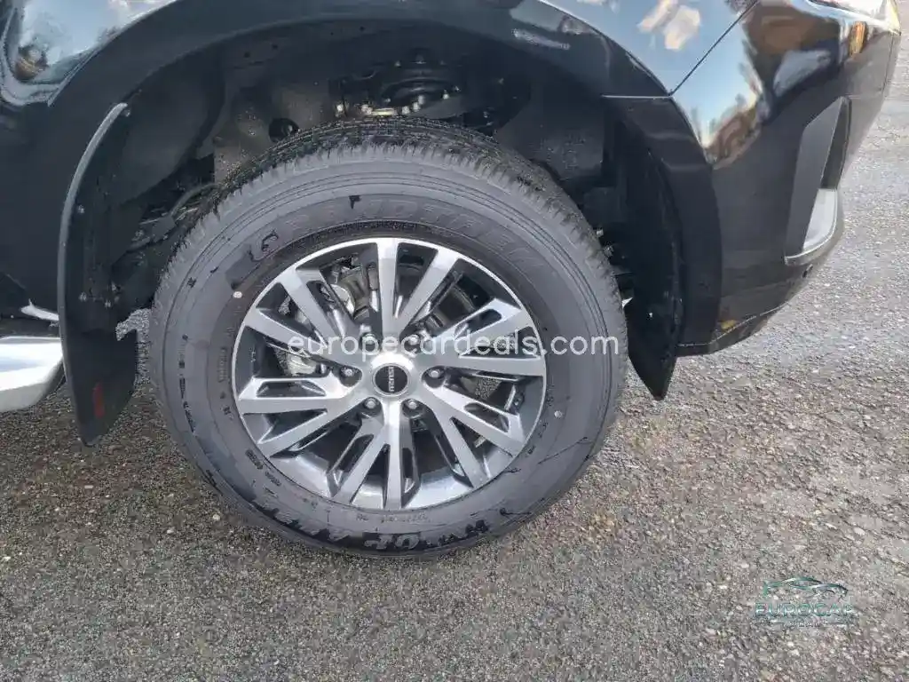 1.9 TD Double Cab LSE 4X4 163PS 6-AT 5 Jah