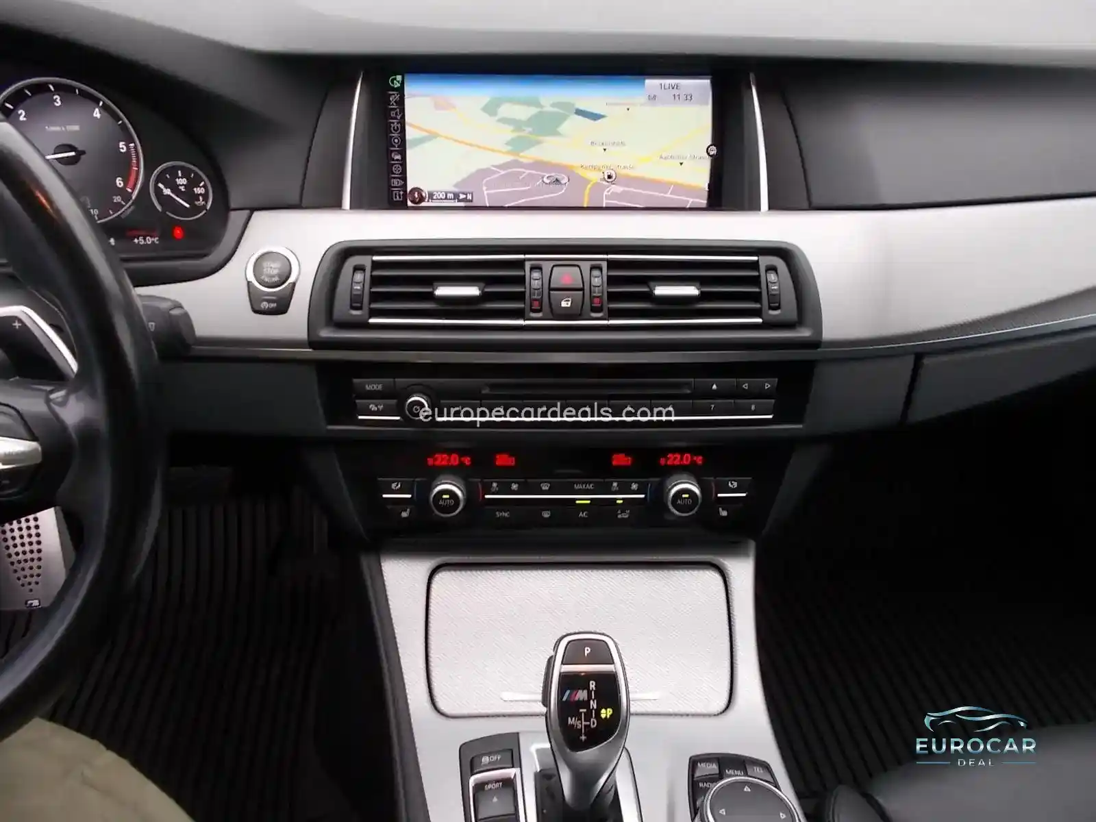 BMW M550