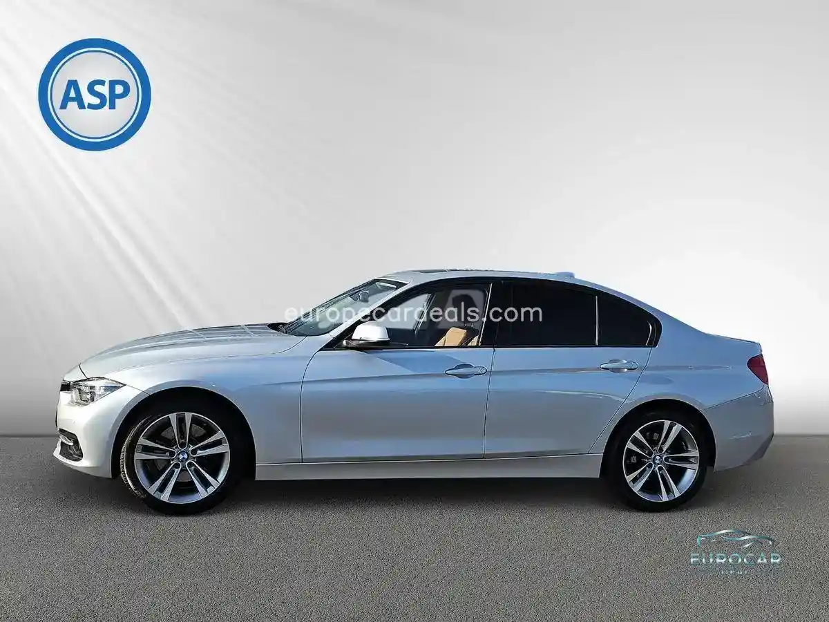 BMW 330