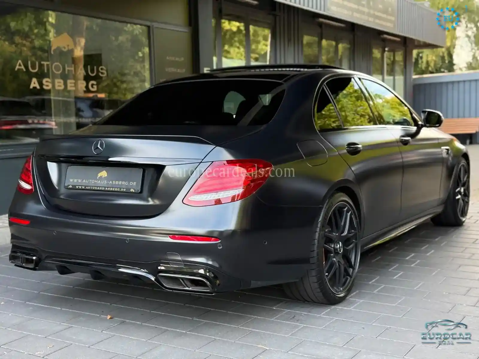 Mercedes-Benz E 63 AMG