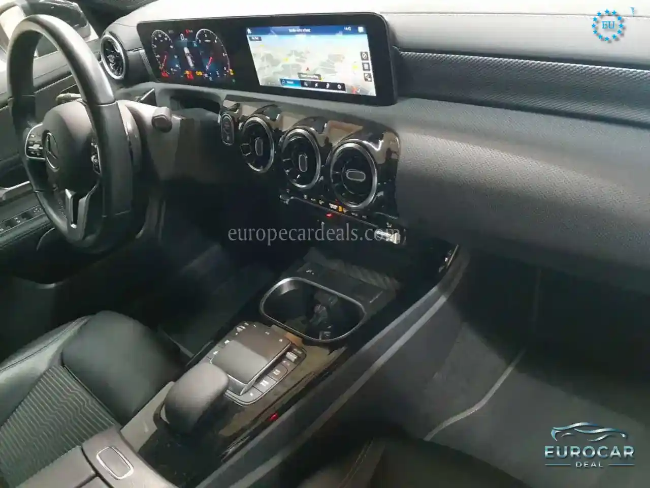 Mercedes-Benz CLA 220