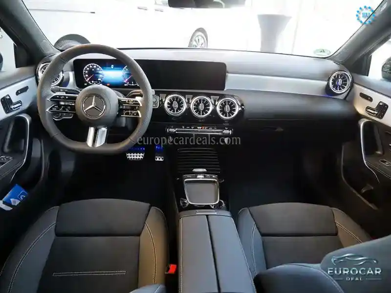 Mercedes-Benz A 220