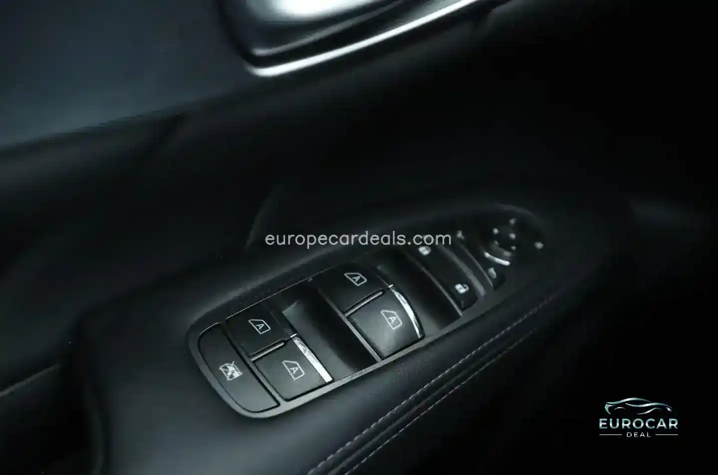 Infiniti Q70