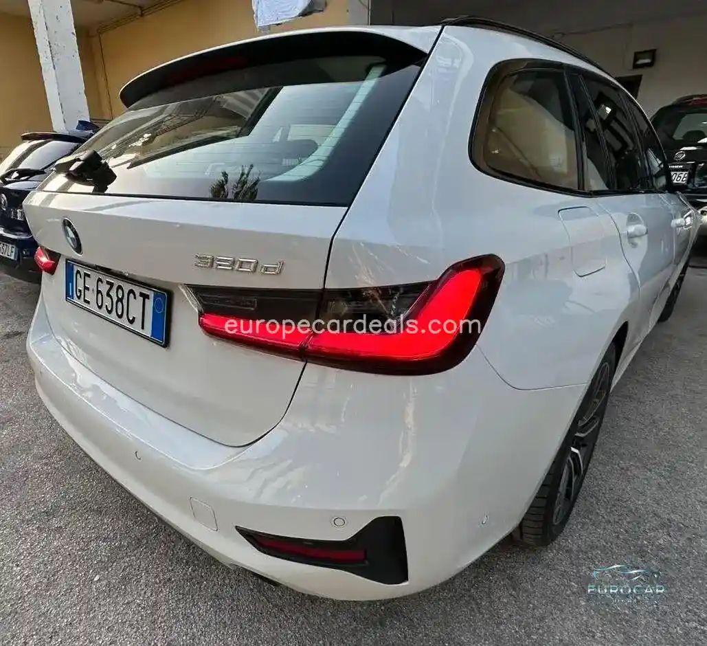 BMW 320