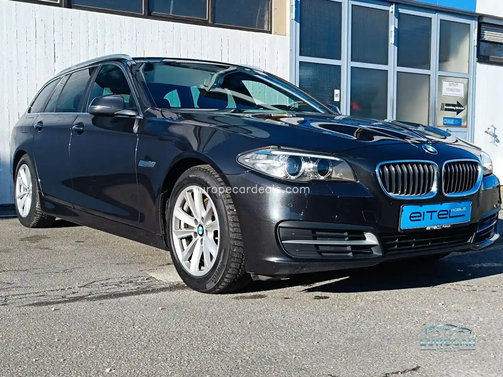 BMW 525