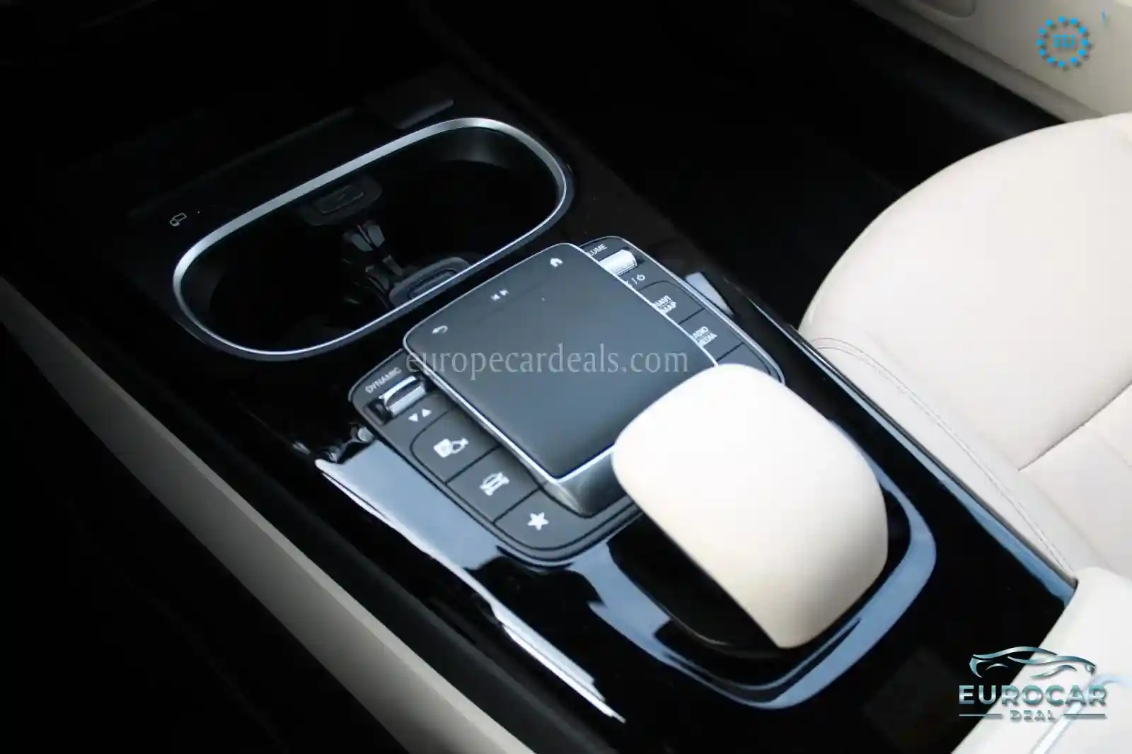 Mercedes-Benz CLA 220