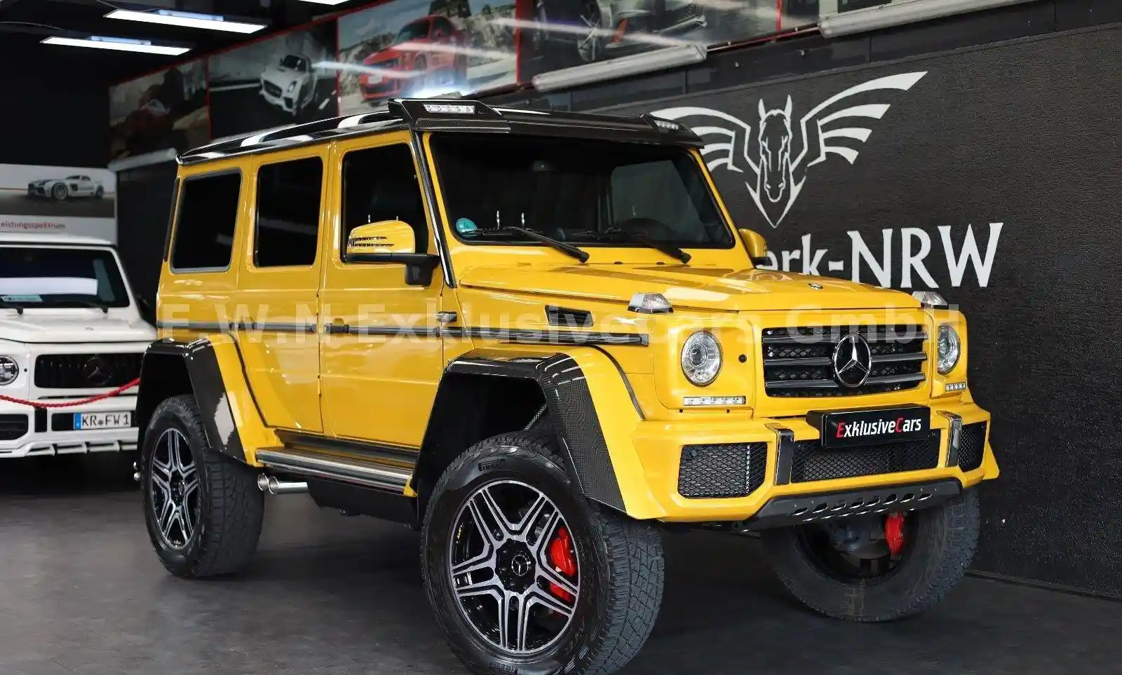 Mercedes-Benz G 500