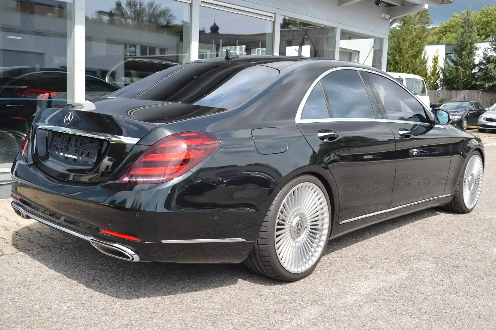 Mercedes-Benz S 560