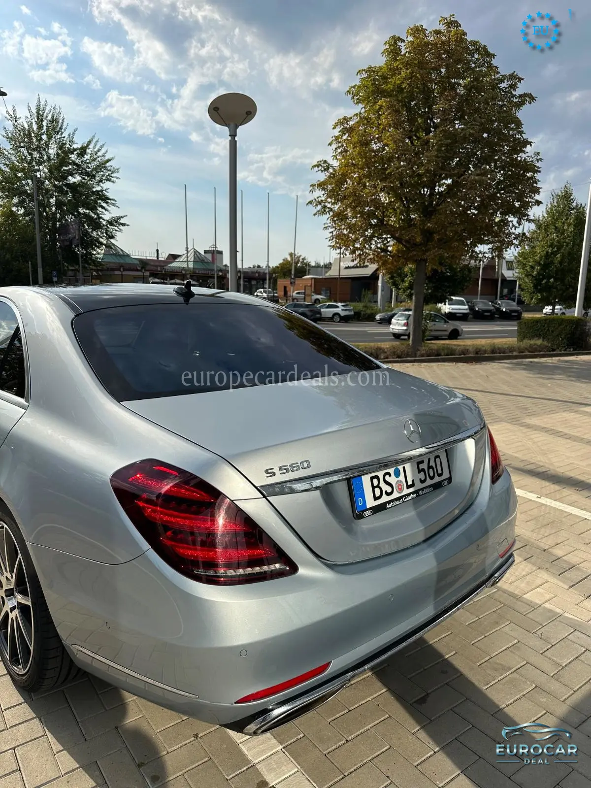 Mercedes-Benz S 560