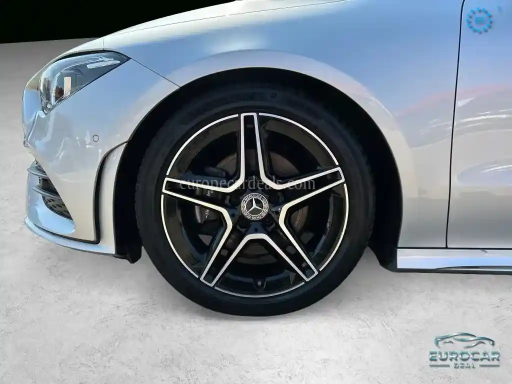 Mercedes-Benz CLA 180 Shooting Brake