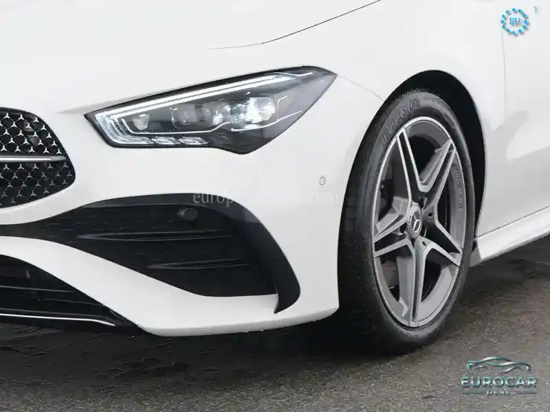 Mercedes-Benz CLA 220