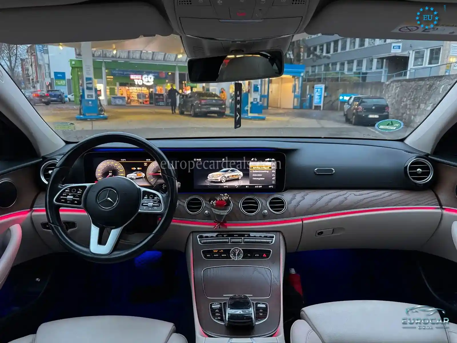 Mercedes-Benz E 200