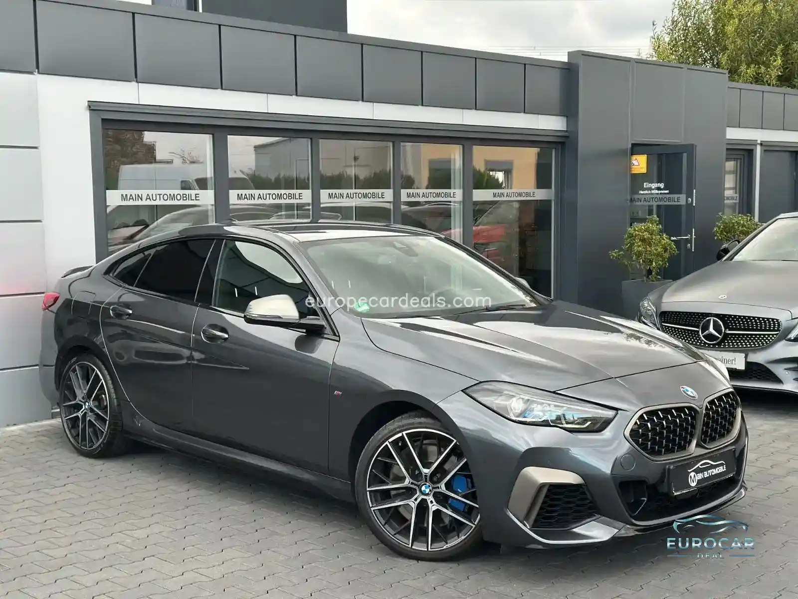 BMW M235