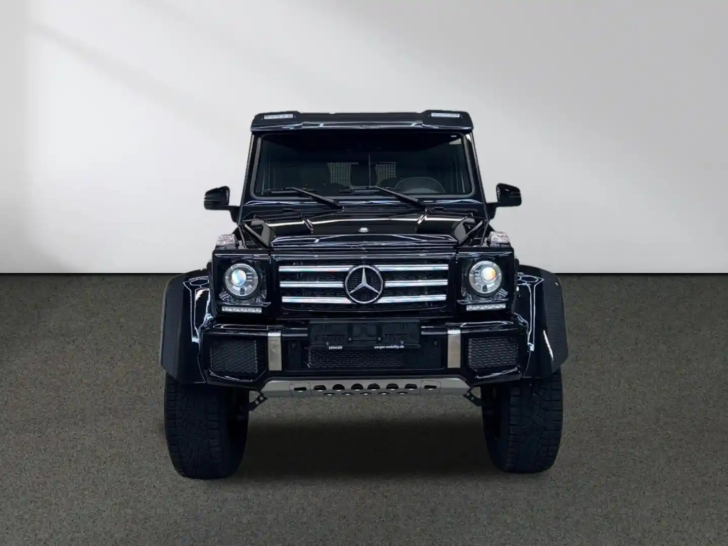 Mercedes-Benz G 500