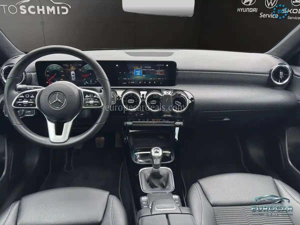Mercedes-Benz A 200