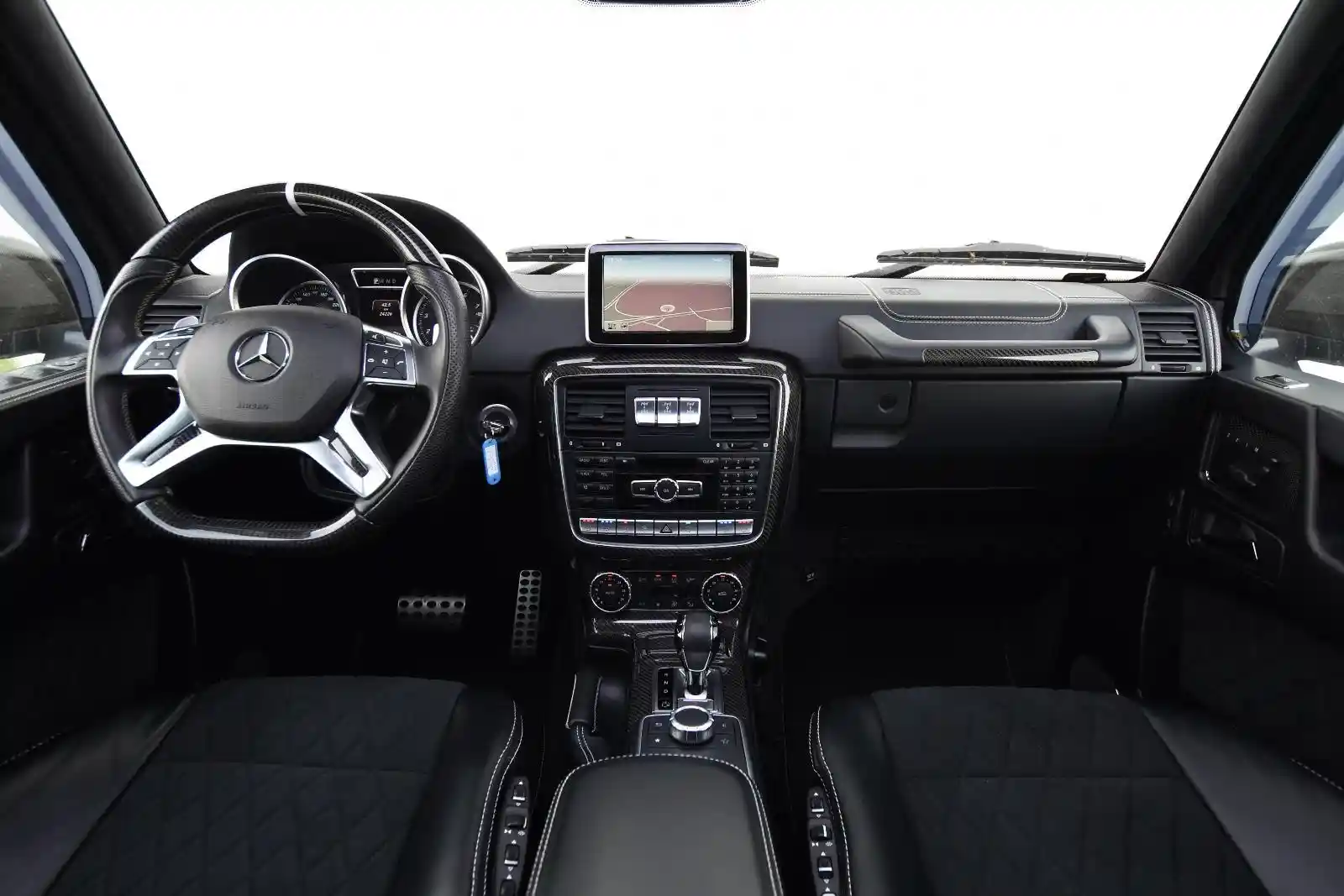 Mercedes-Benz G 500