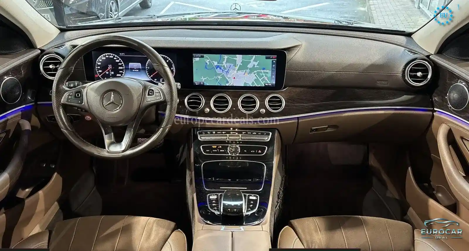 Mercedes-Benz E 220