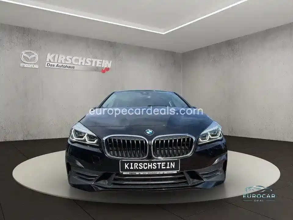BMW 218