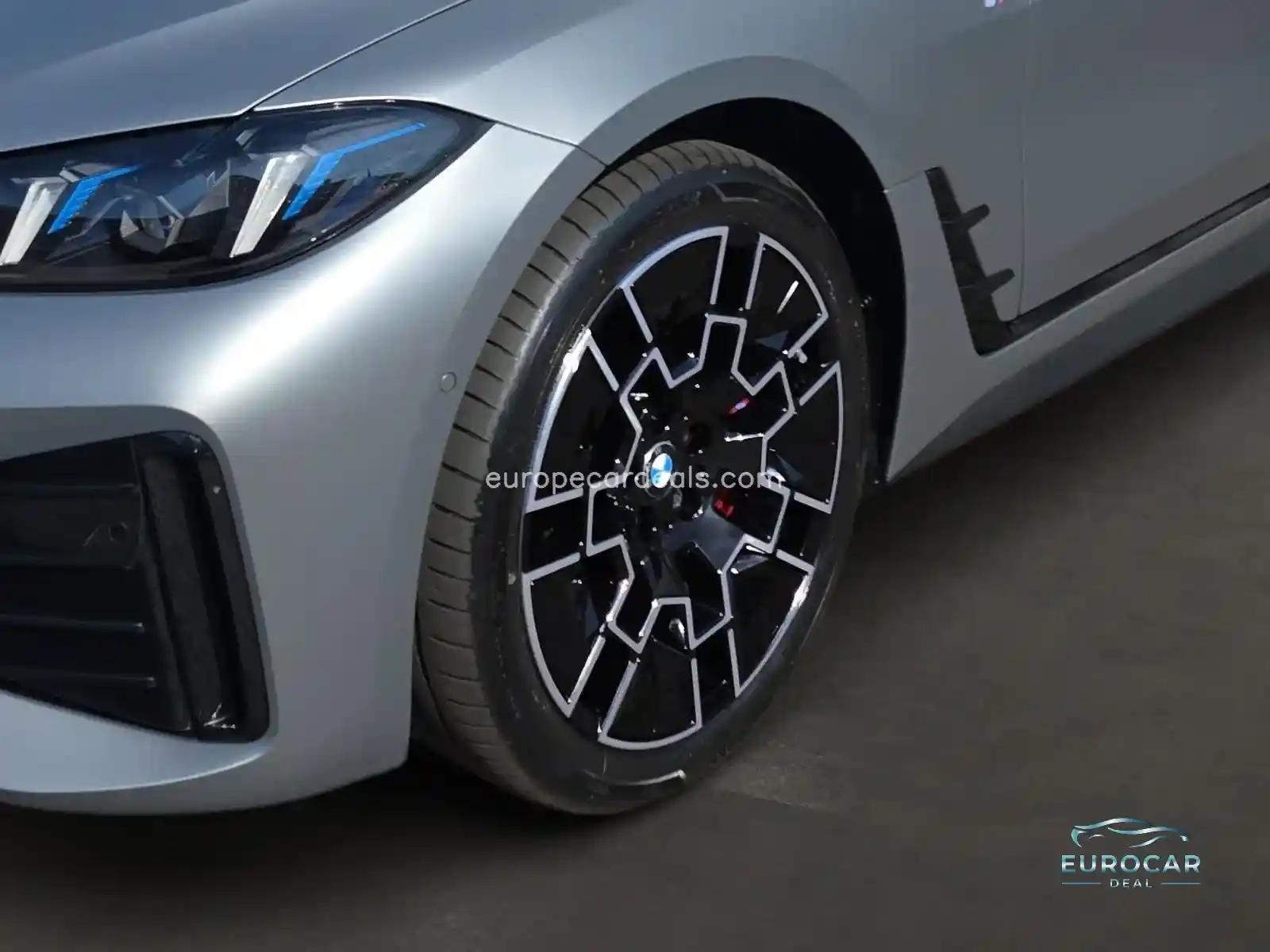 BMW i4