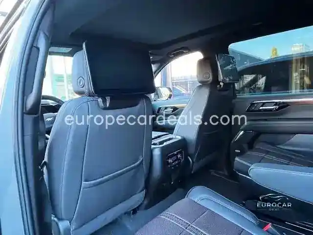 Chevrolet Suburban