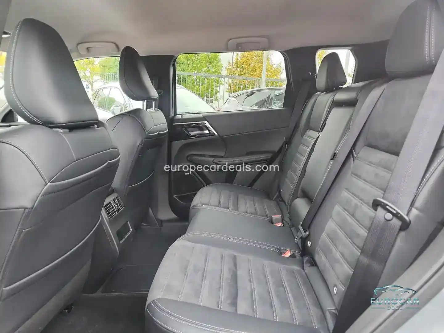 Mitsubishi Plug-in Hybrid Outlander