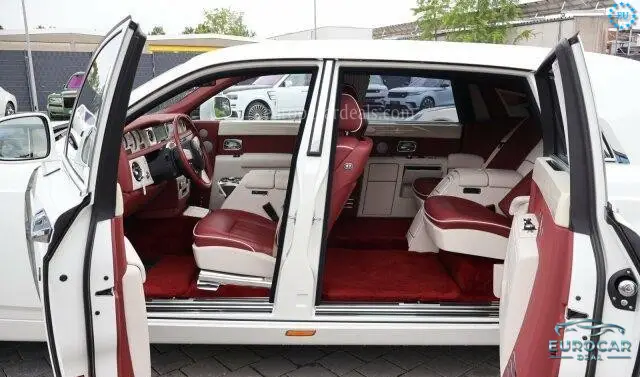 Rolls-Royce Phantom