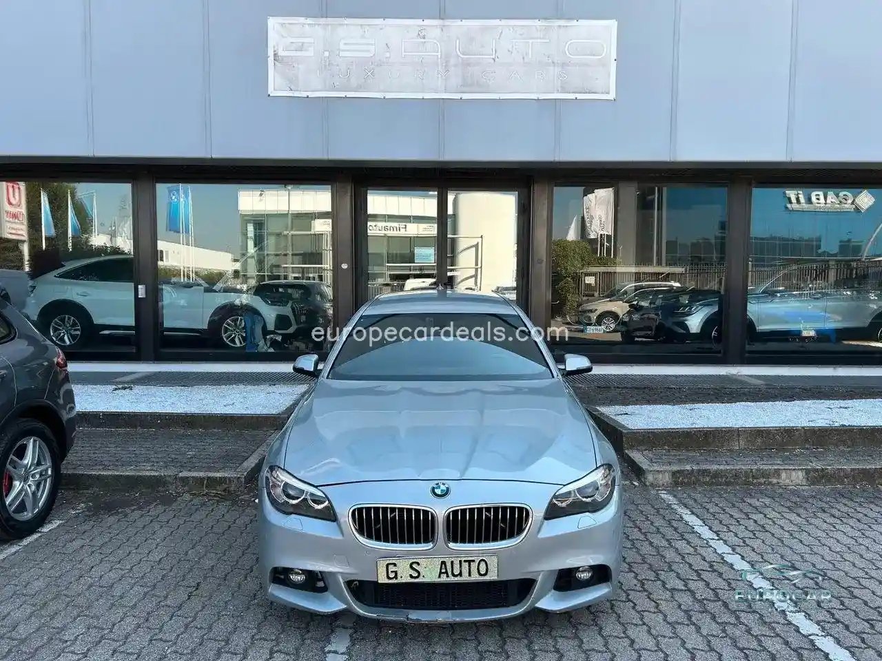 BMW 525