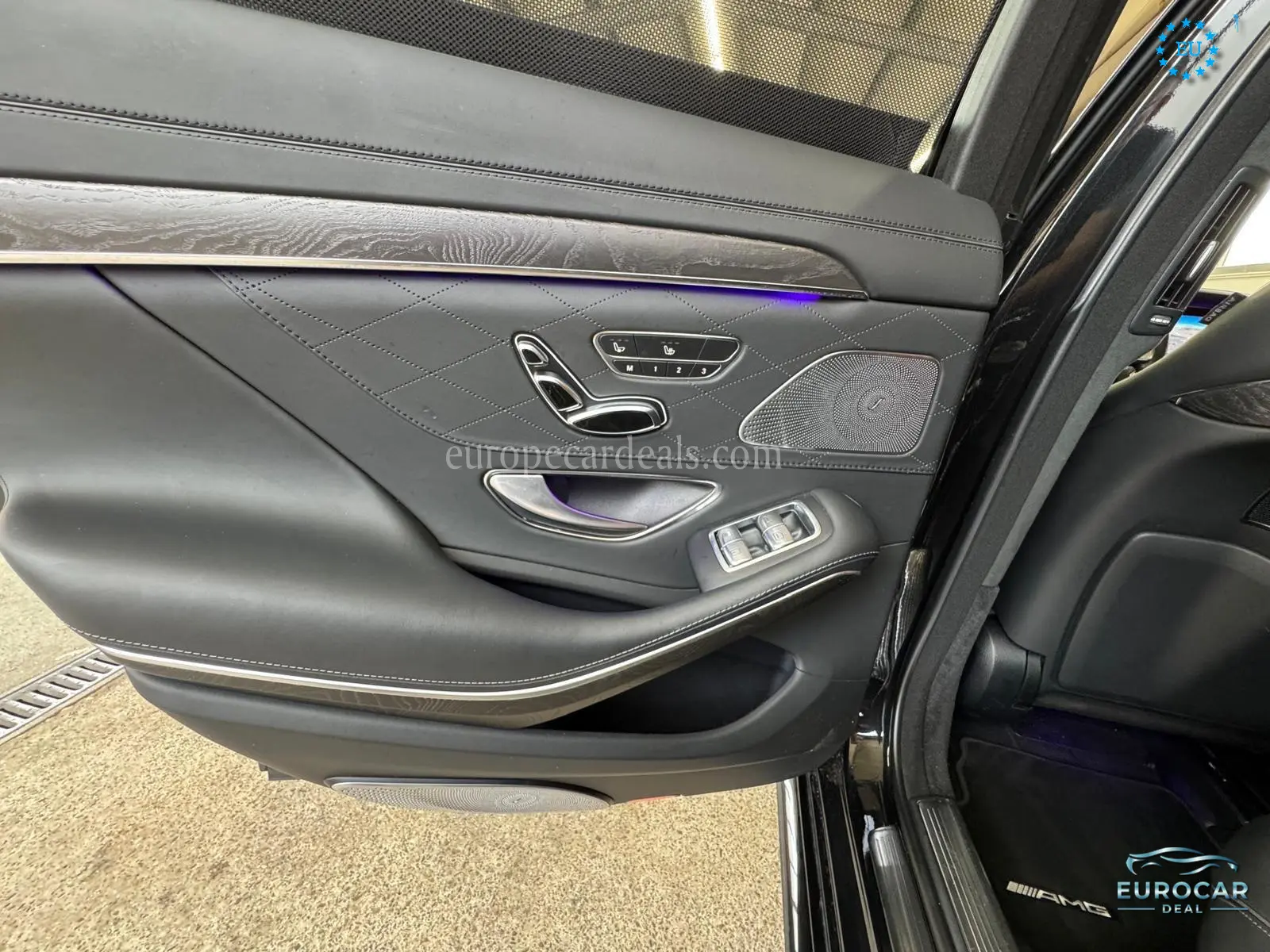 Mercedes-Benz S 560