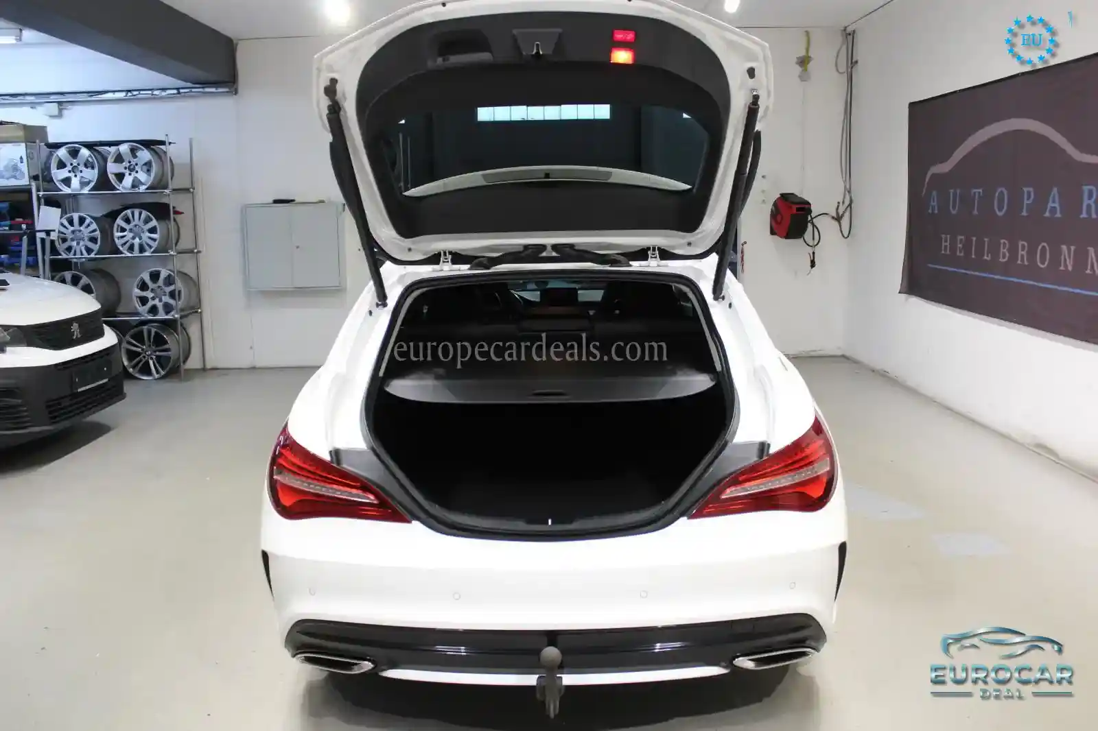 Mercedes-Benz CLA 220
