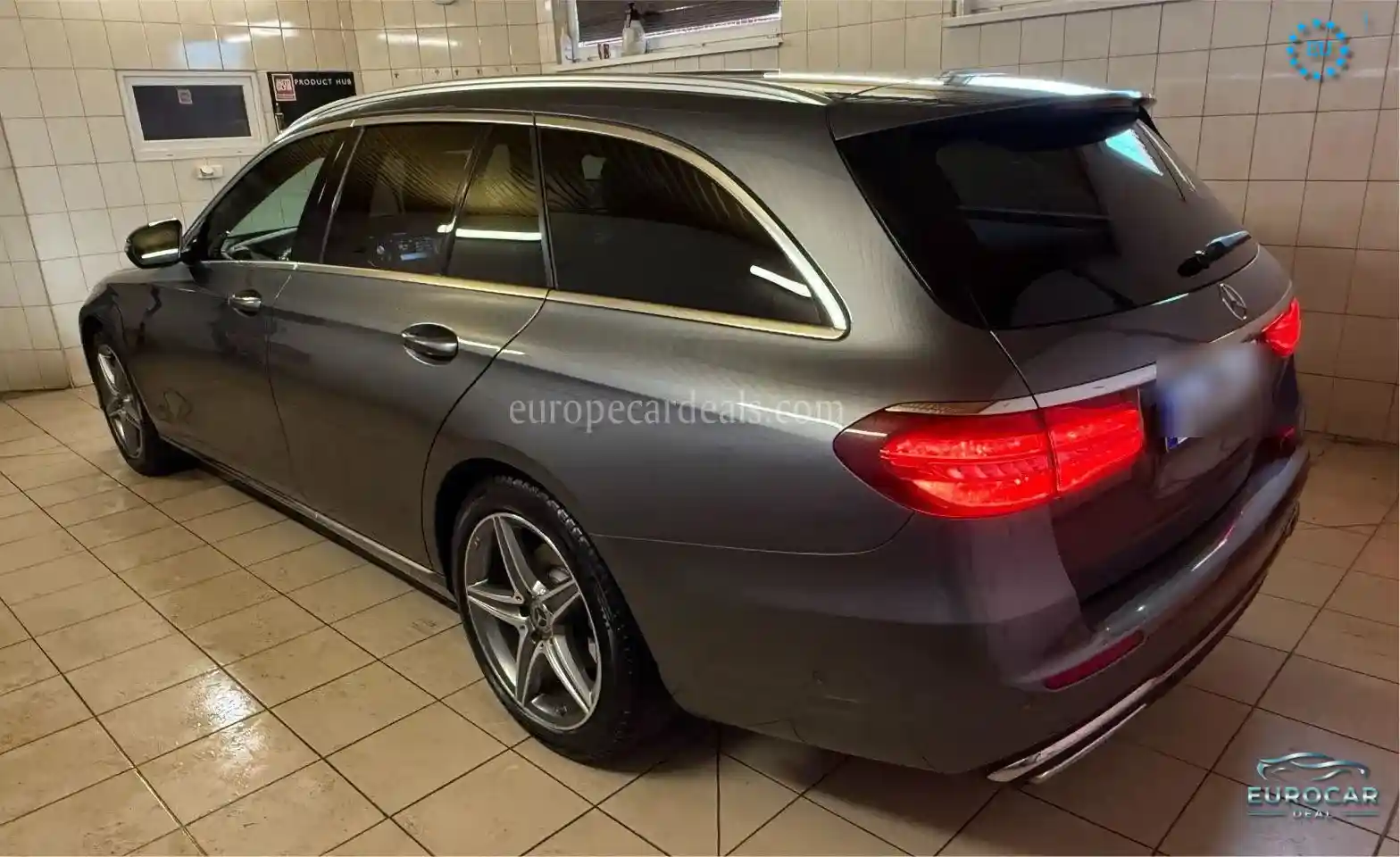 Mercedes-Benz E 200