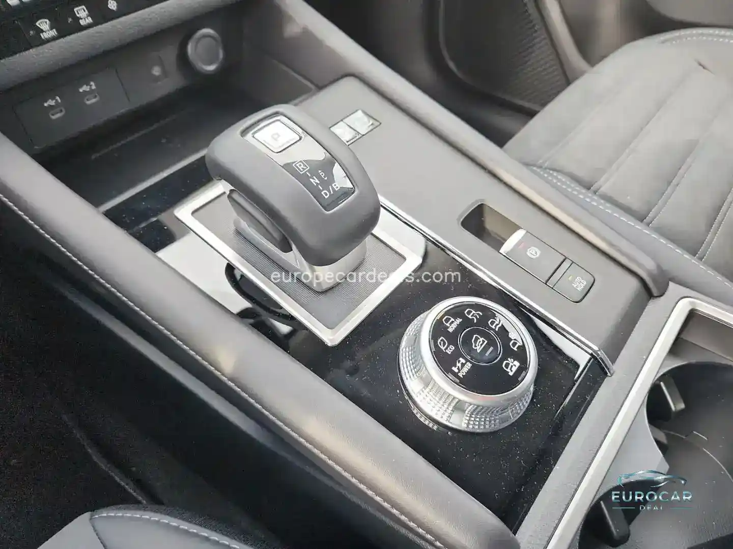 Mitsubishi Plug-in Hybrid Outlander