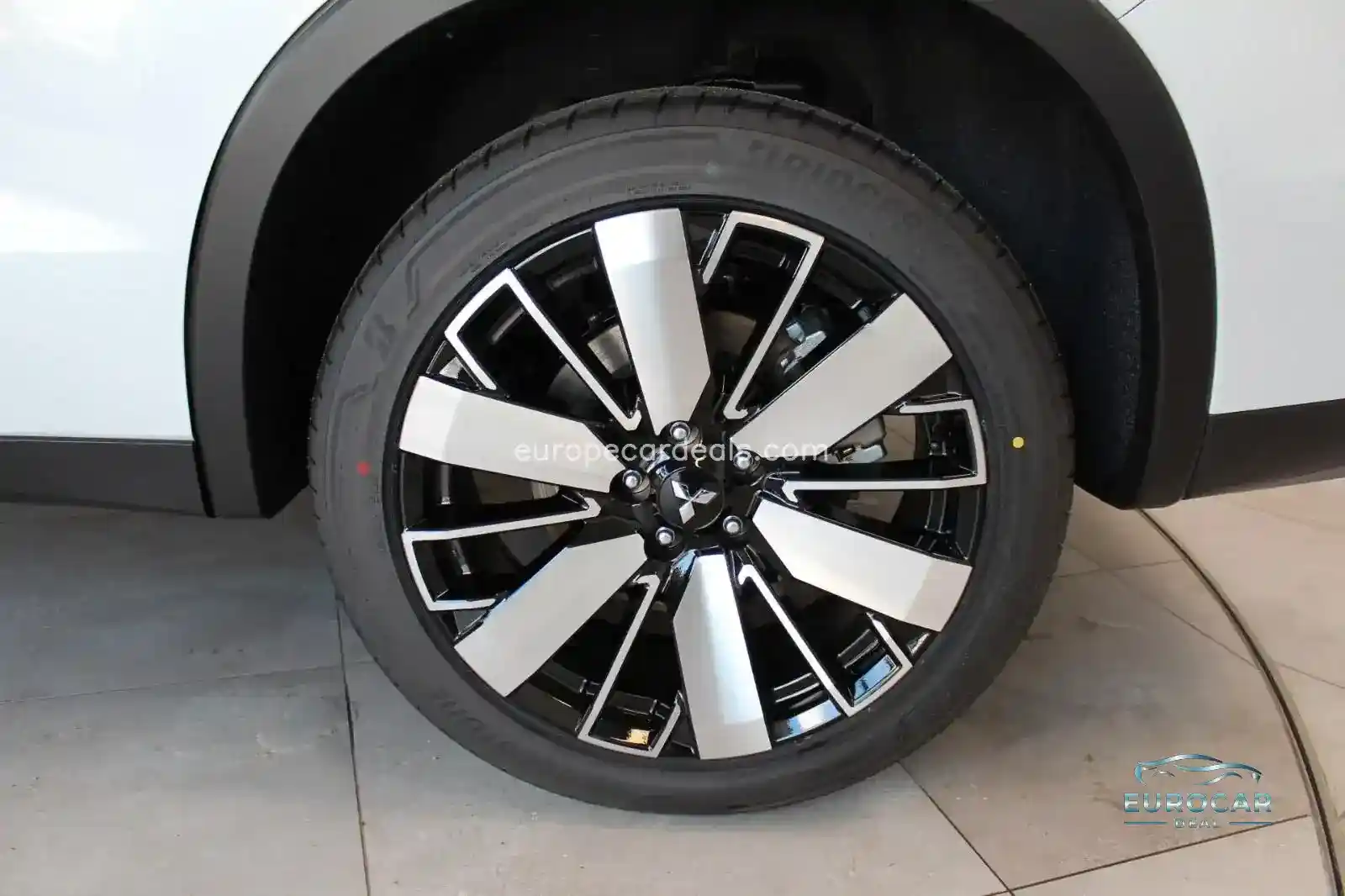 Mitsubishi Plug-in Hybrid Outlander