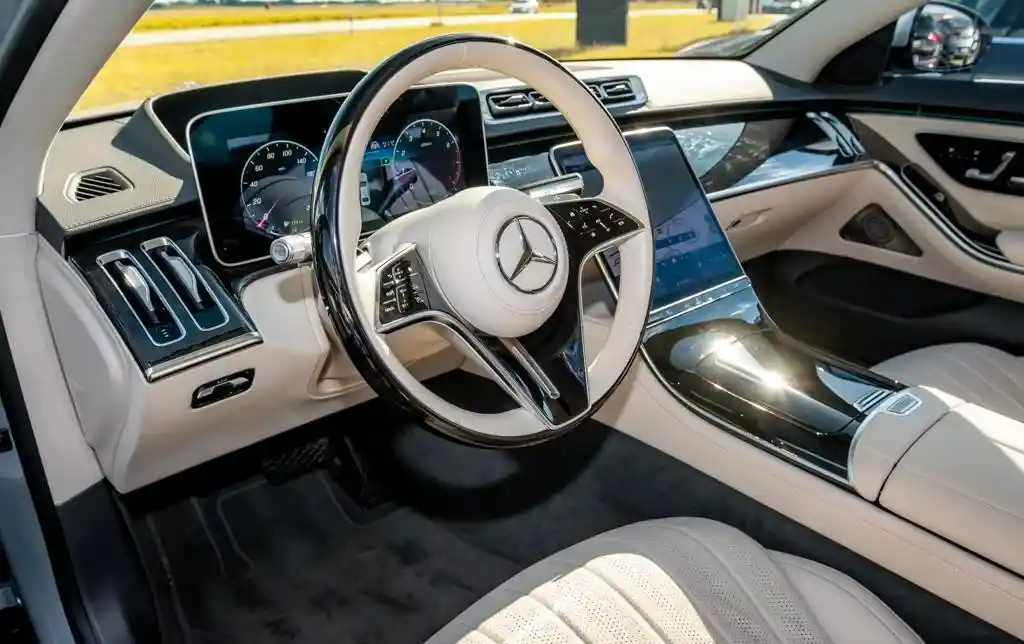 Mercedes-Benz S 500