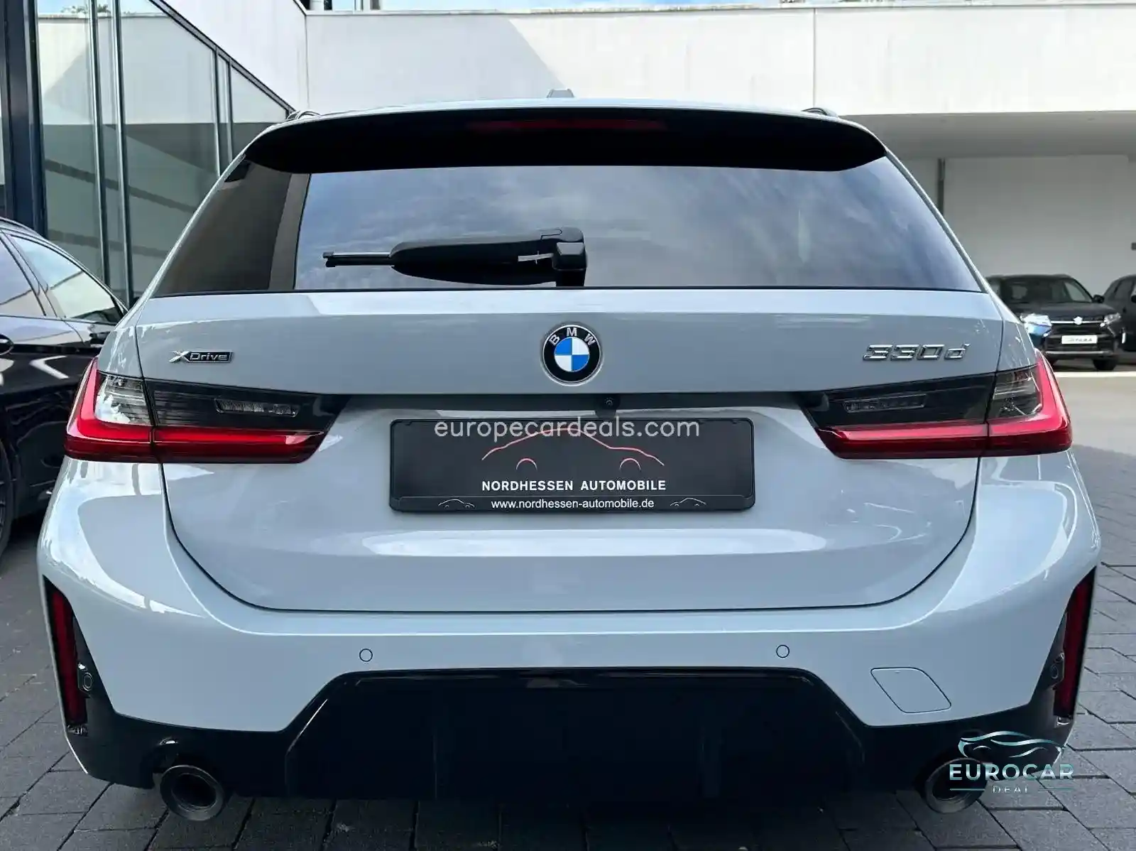 BMW 330