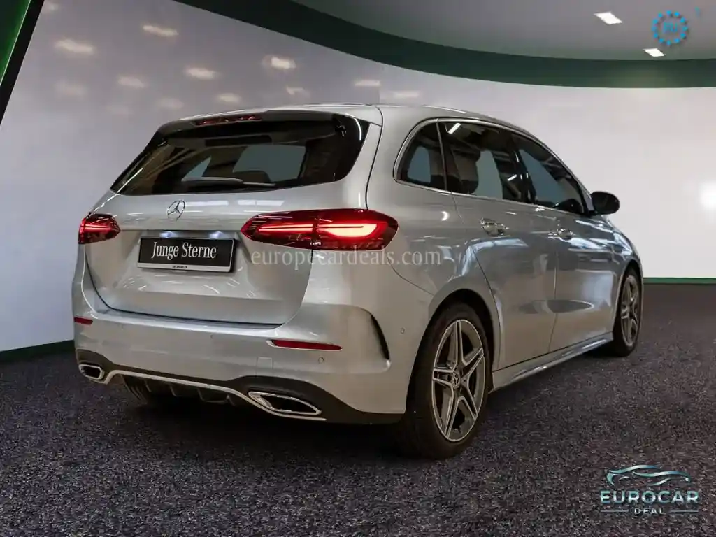 Mercedes-Benz B 220