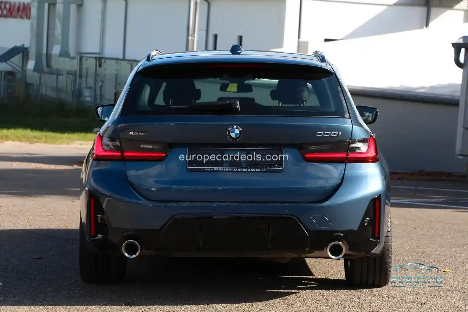 BMW 330