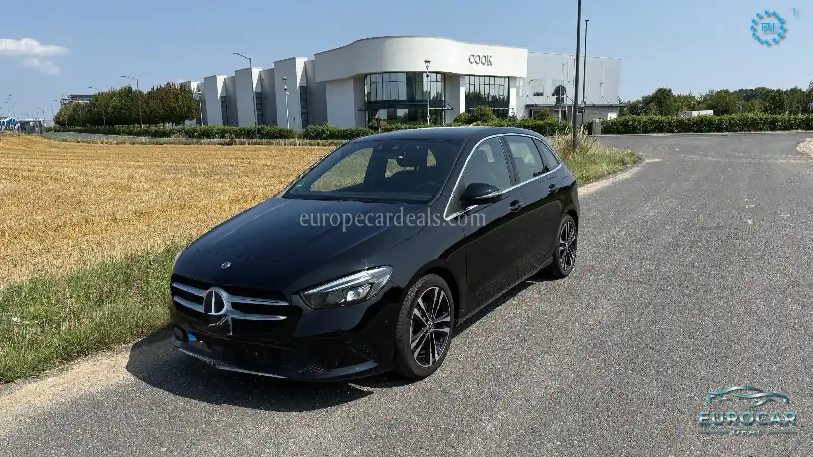 Mercedes-Benz B 180