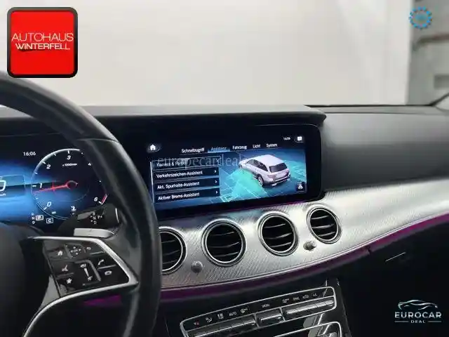 Mercedes-Benz E 220