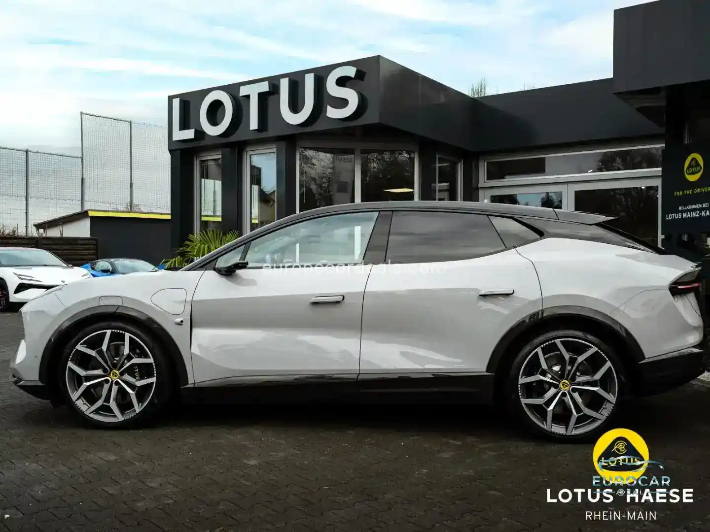 Lotus Eletre
