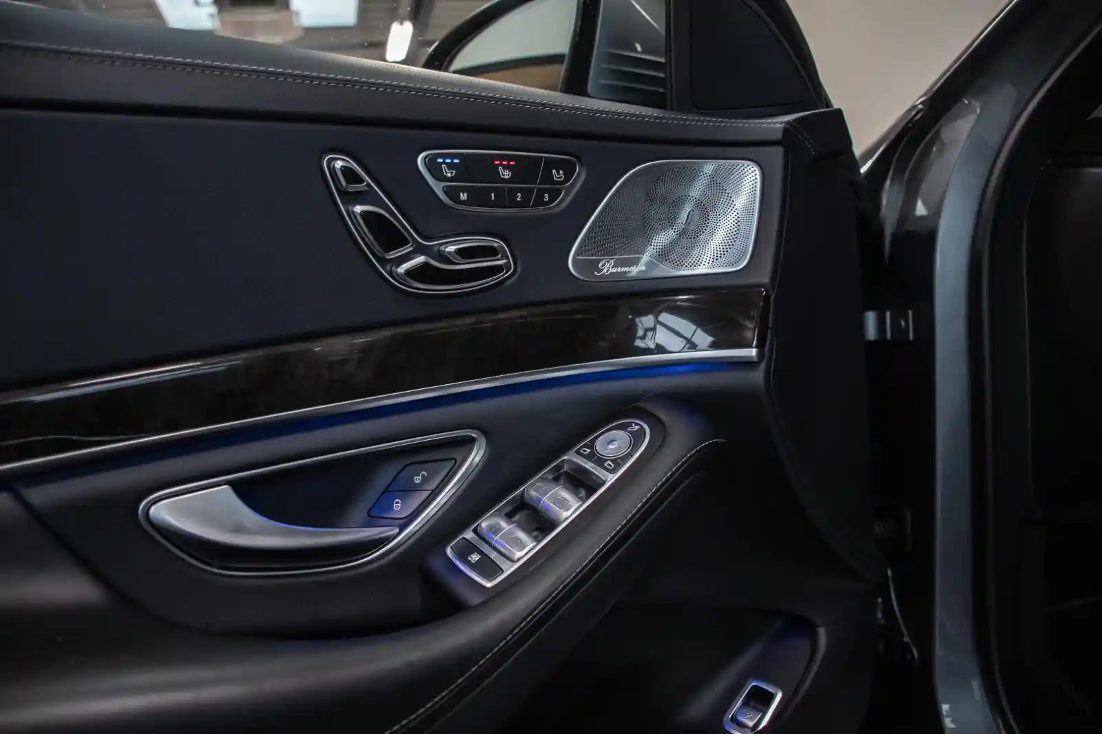 Mercedes-Benz S 500