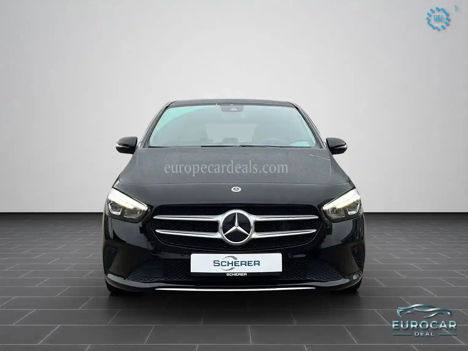 Mercedes-Benz B 180