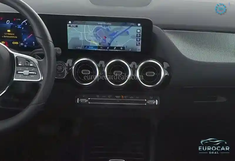 Mercedes-Benz B 220