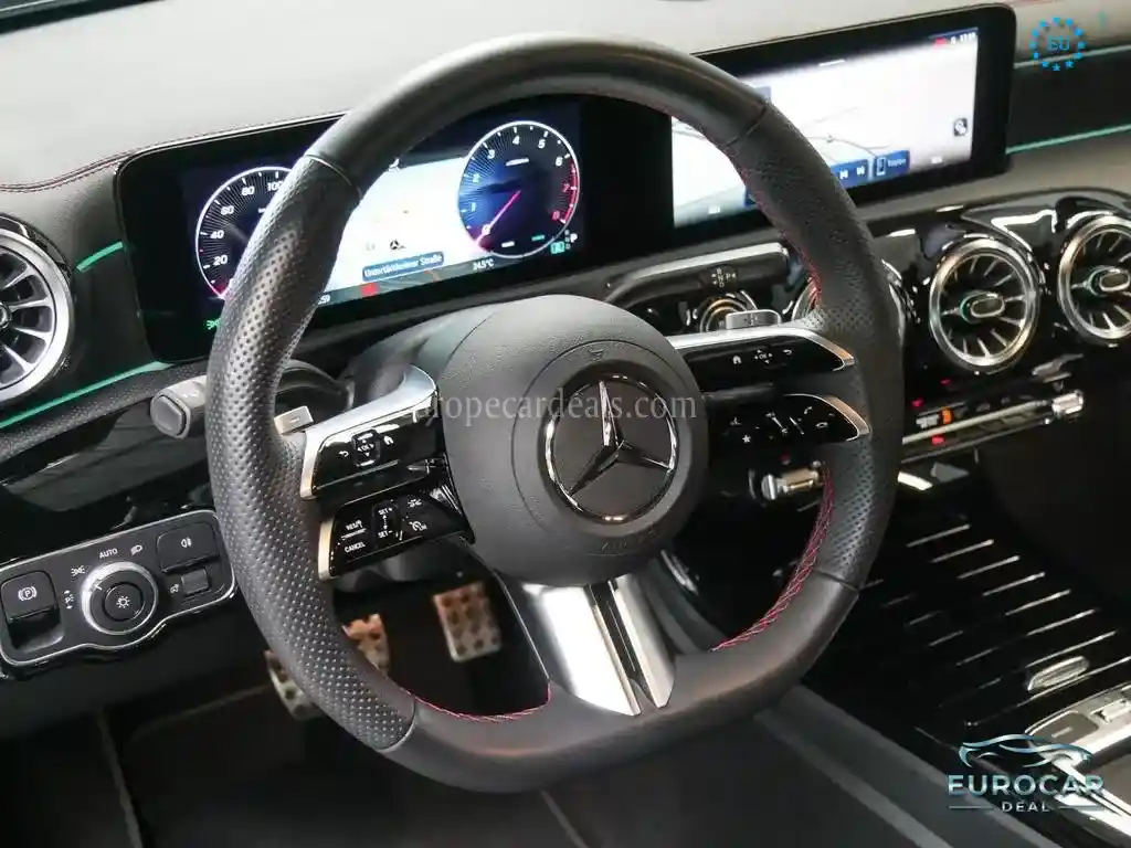 Mercedes-Benz CLA 180
