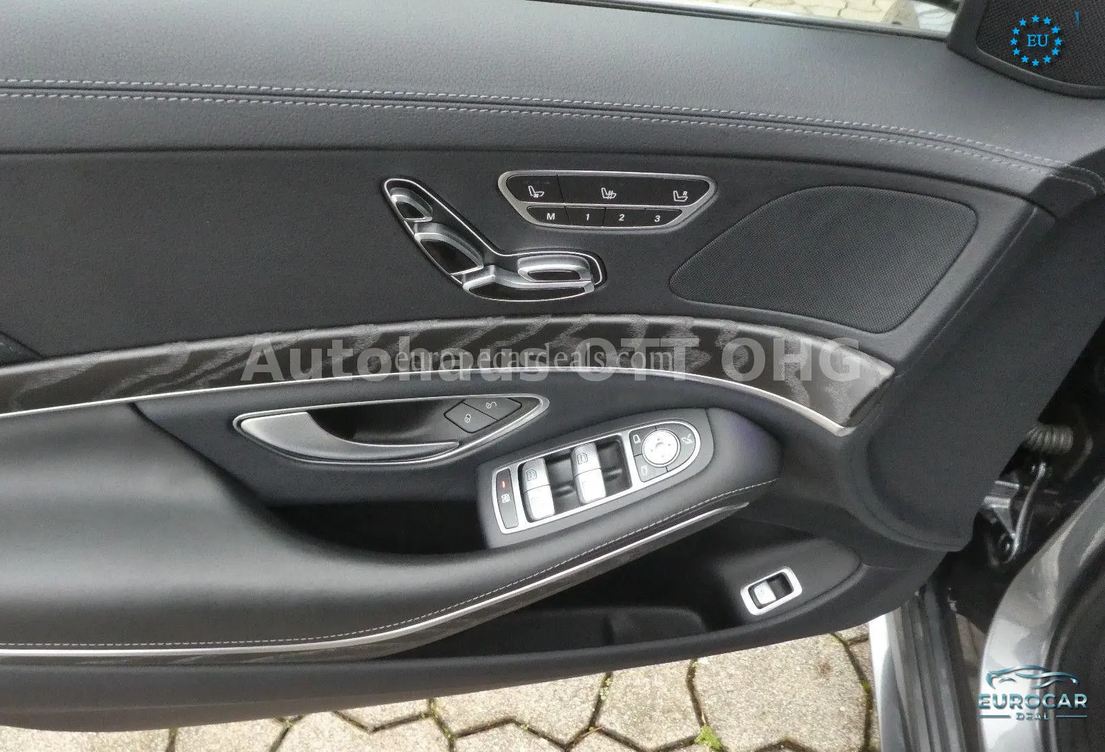 Mercedes-Benz S 560