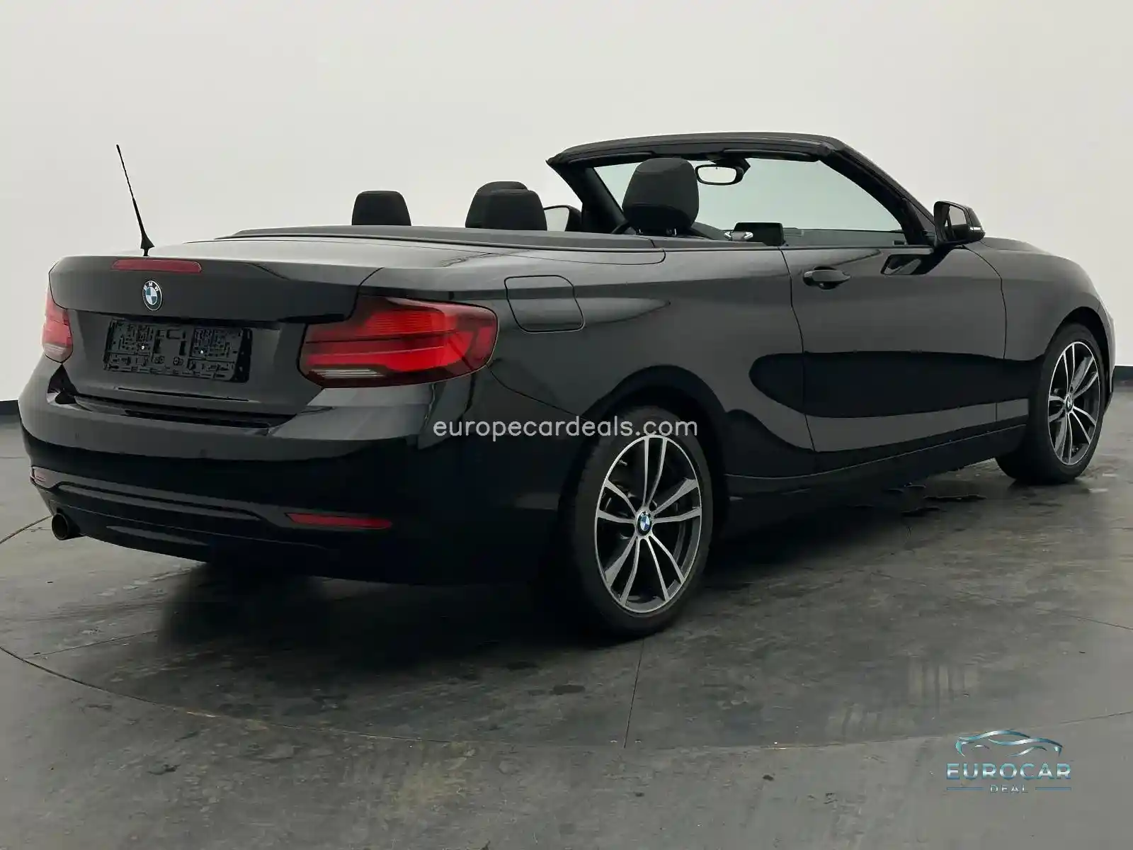 BMW 218