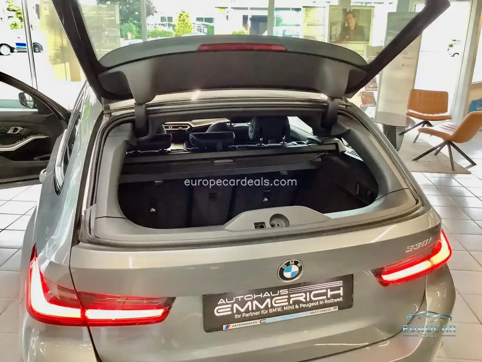 BMW 330