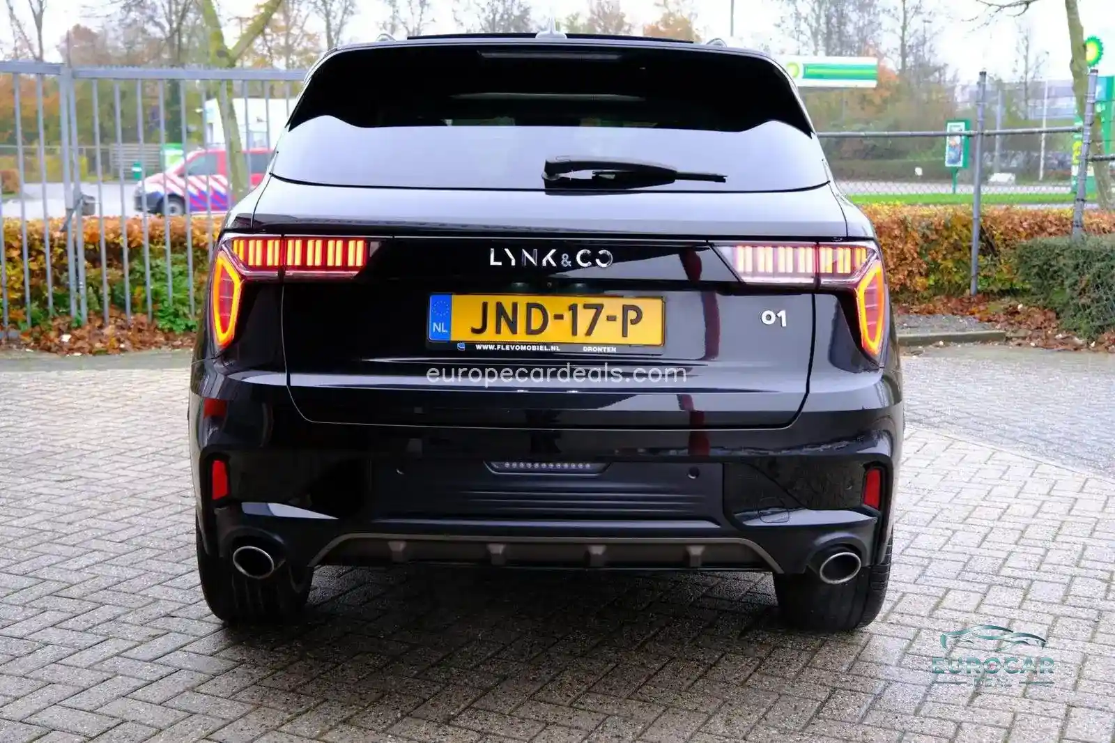 Lynk&Co 01