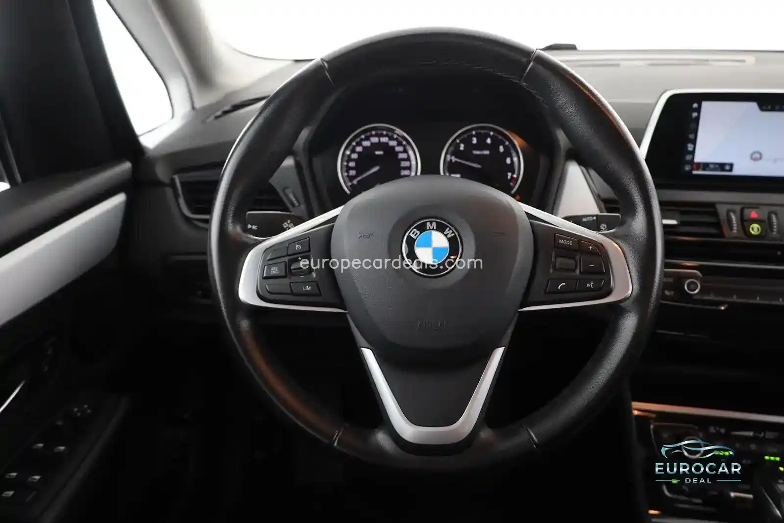 BMW 225